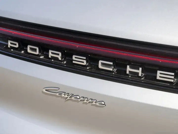 Porsche Cayenne 2023, foto 19