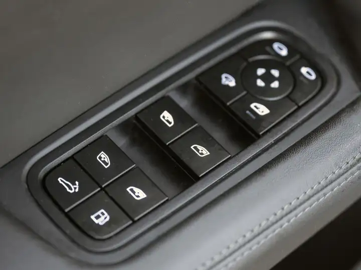 Porsche Cayenne 2023, foto 25