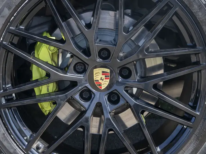 Porsche Cayenne 2023, foto 11