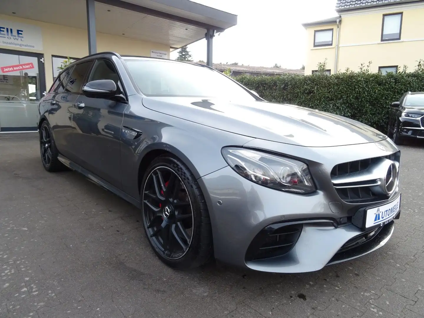 Mercedes-Benz E 63 AMG E 63 S AMG 4Matic T-Modell BURMESTER HEAD-UP LED Gris - 2