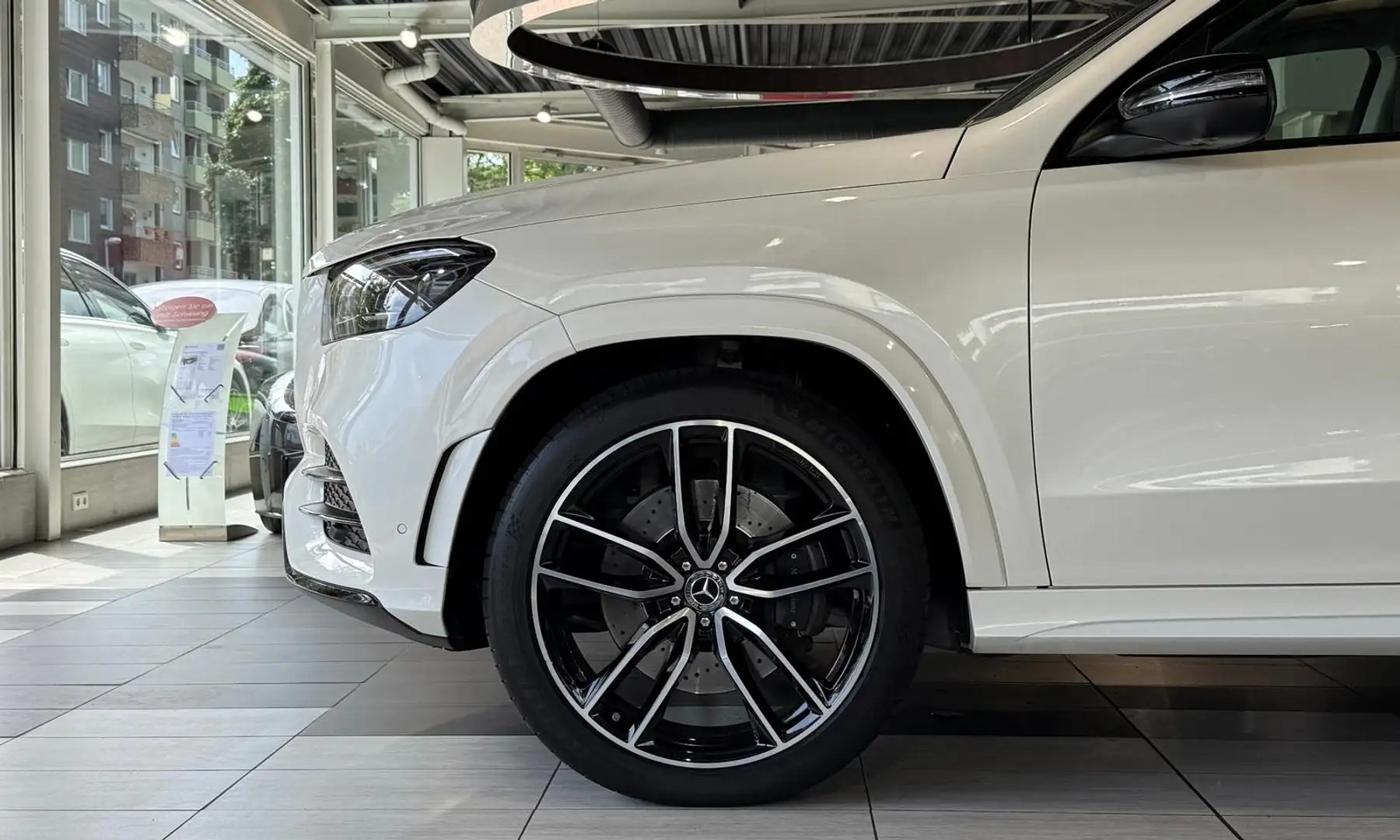 Mercedes-Benz GLS 580 4Matic*AMG*Pano*HuD*StHzg*KeylessGO*23" Blanc - 2