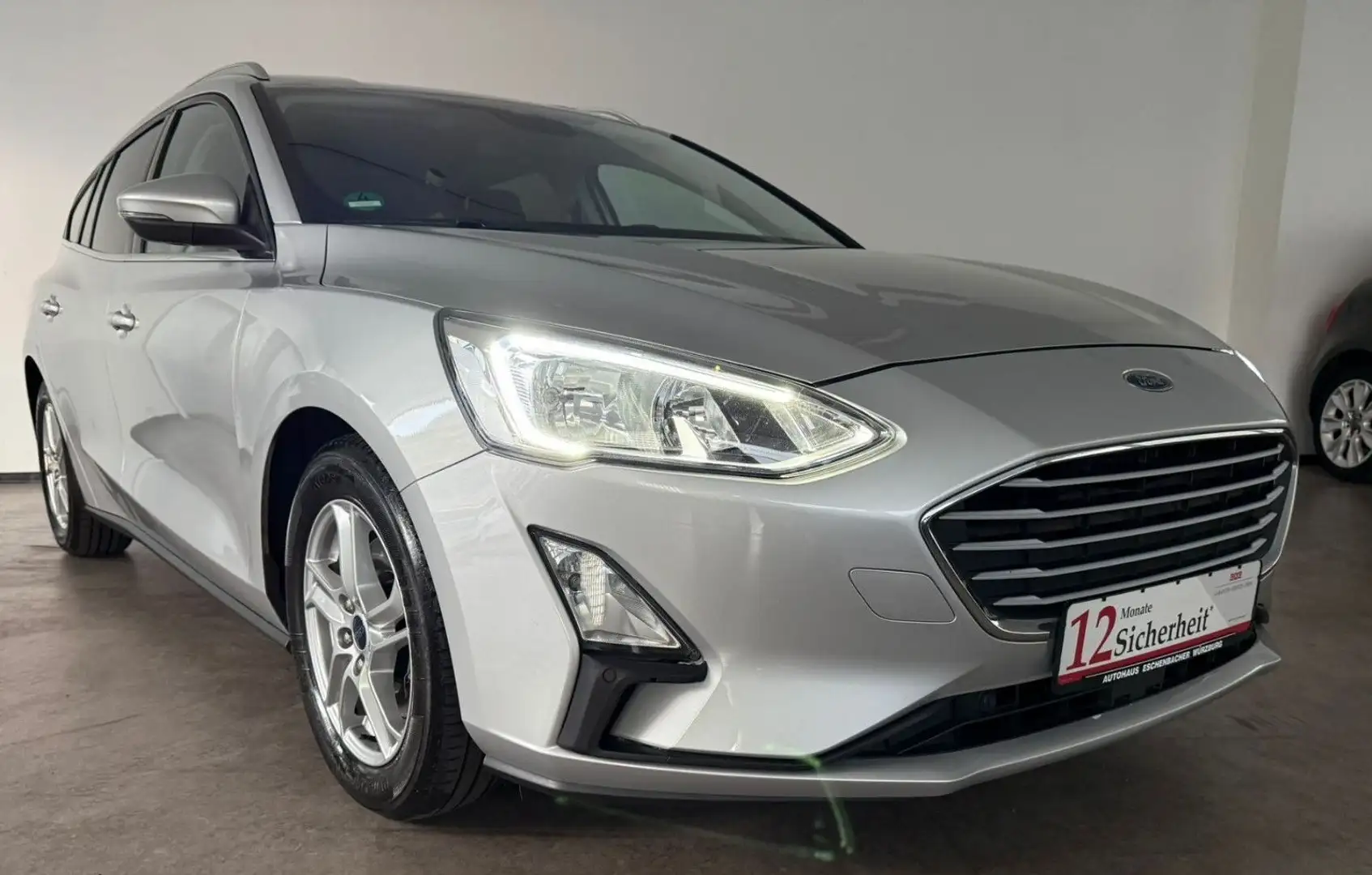 Ford Focus Turnier Cool & Connect,AHK,TÜV&SERVICE NEU Silber - 1