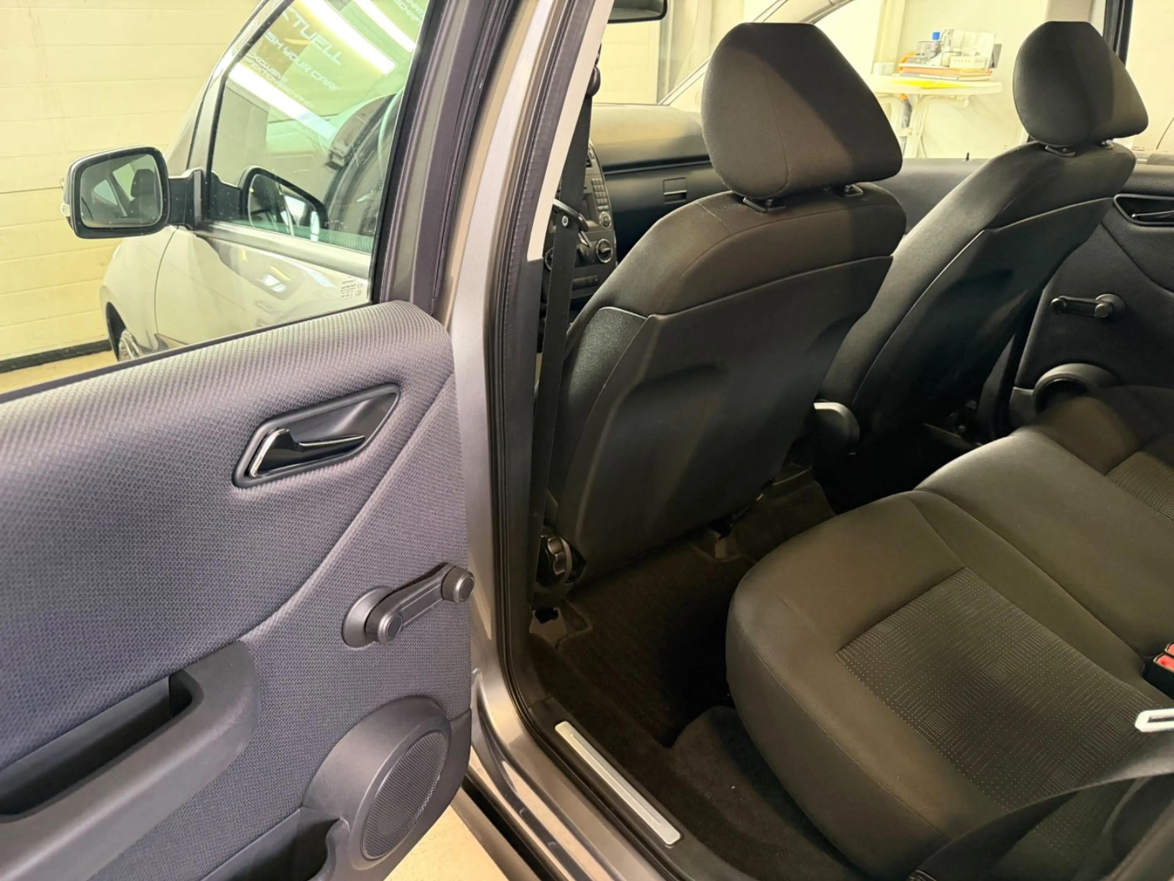 Mercedes-Benz A 180 2.Hd nur 60.TKM Scheckheft DB — photo 10
