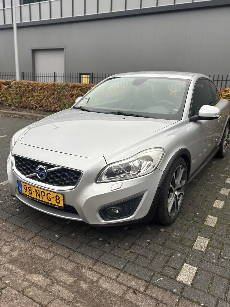 Volvo C30 2.5 T5 Momentum Grijs - 2