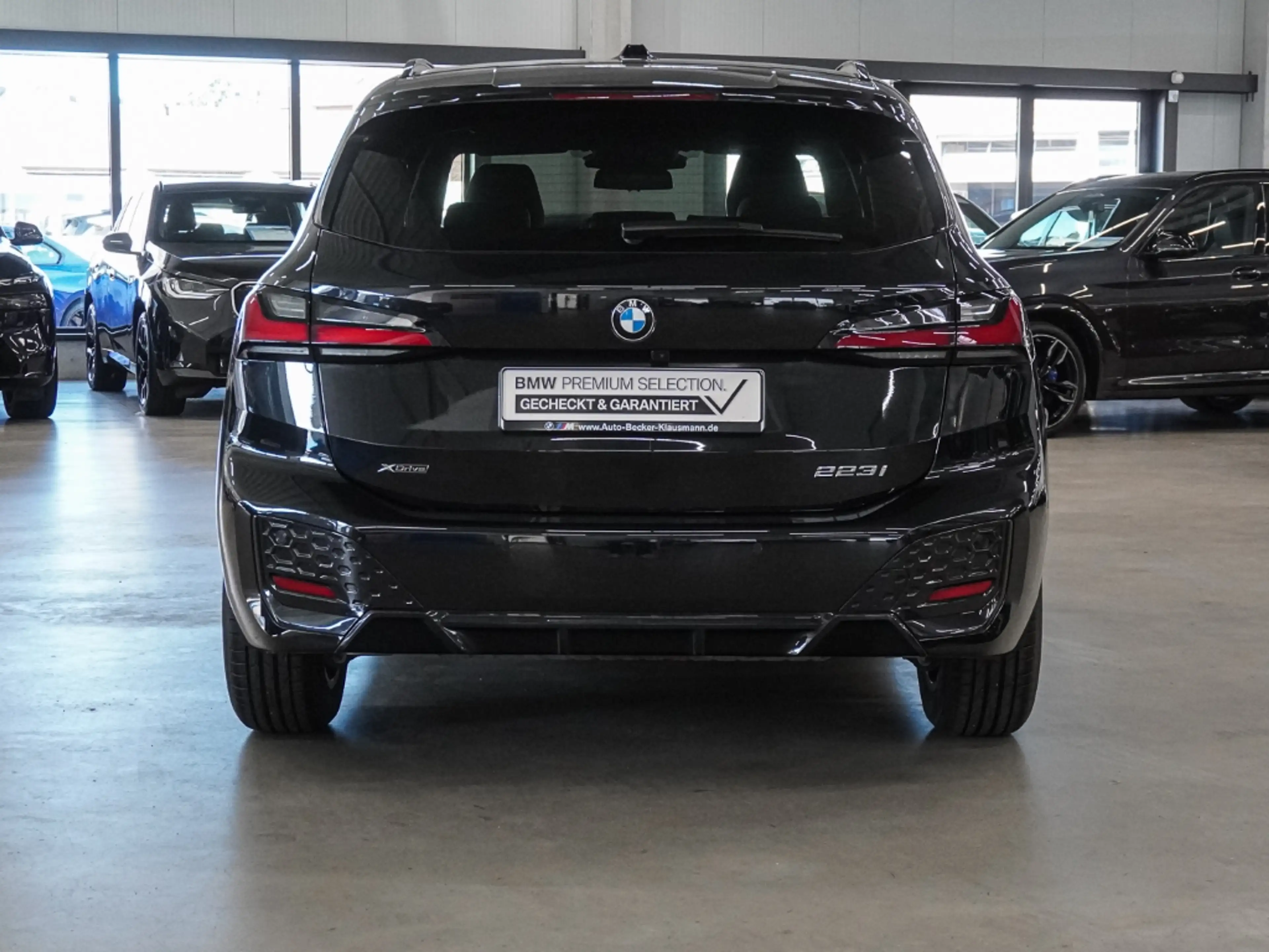 BMW 223 Active Tourer xDrive M SPORT LC PROF HuD PANO AHK — photo 5