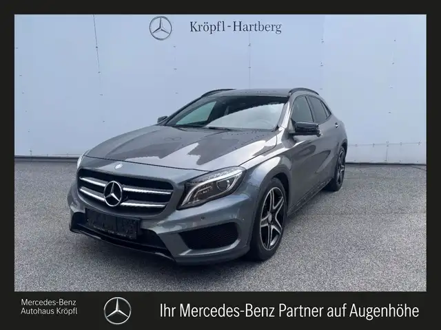 Mercedes-Benz GLA 250 4MATIC AMG Line PTS Shz AMG eHeck RKam