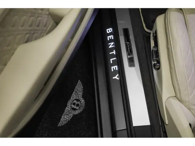 Bentley Continental GT view 11