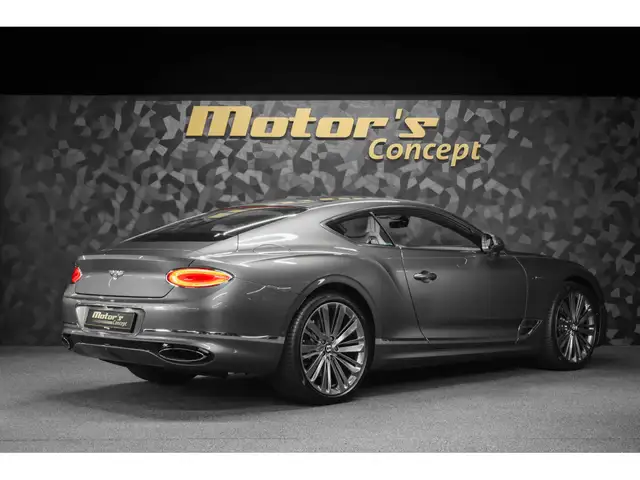 Bentley Continental GT view 3