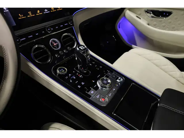 Bentley Continental GT view 10