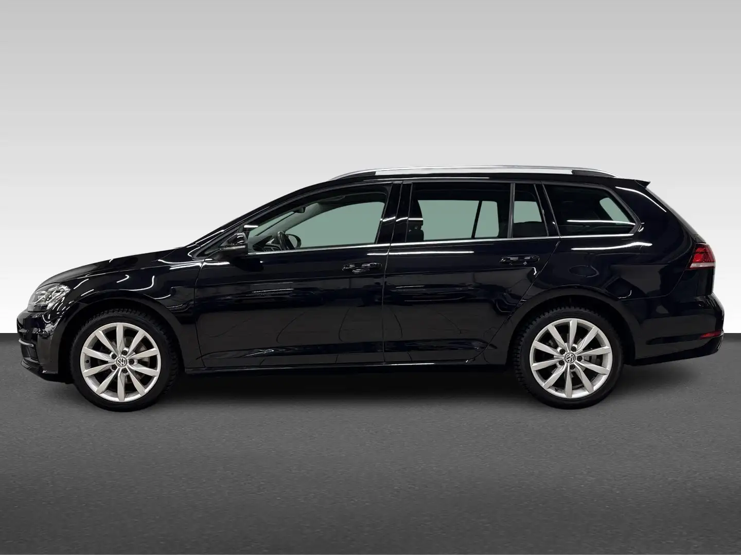 Volkswagen Golf Variant 1.5 TSI 150PK DSG-7 HIGHLINE VIRTUAL COCKPIT FULL Zwart - 2