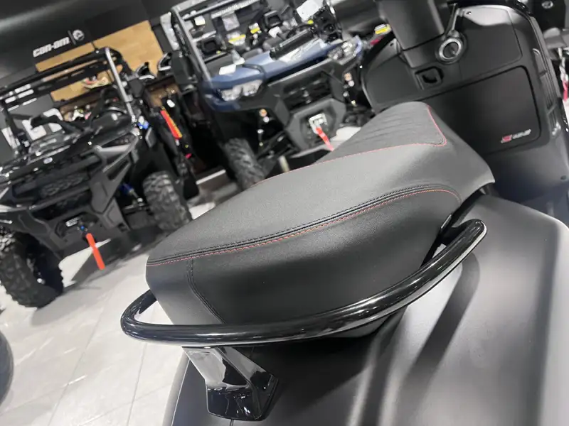 Vespa GTS Super Sport - foto 5