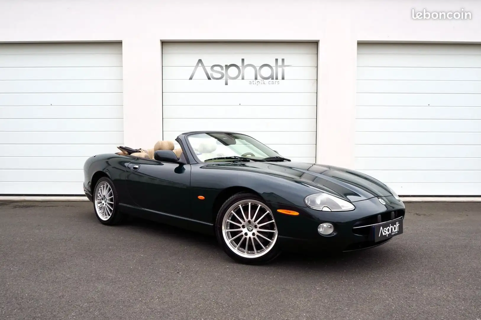 Jaguar XK8 cabriolet V8 4.2L BVA Suivi complet Vert - 1