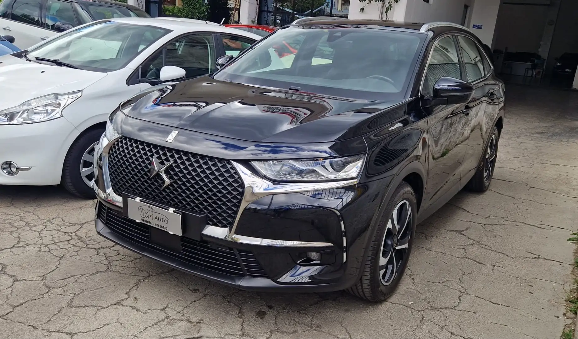 DS Automobiles DS 7 Crossback DS7 Crossback DS7 1.5 bluehdi Business 130cv auto Nero - 1
