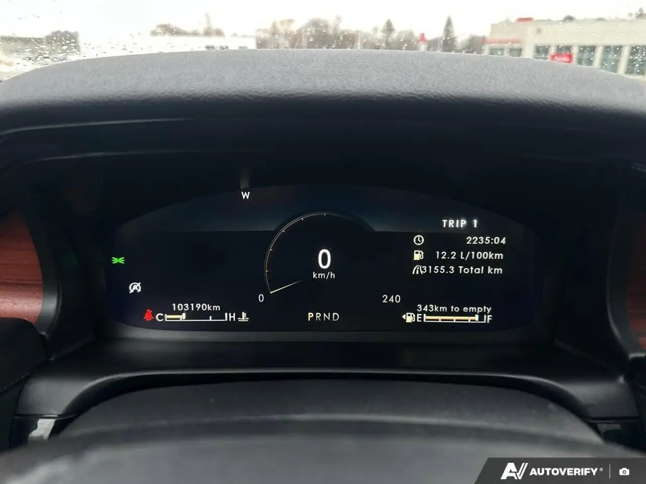 Lincoln Aviator снимка Lincoln Aviator