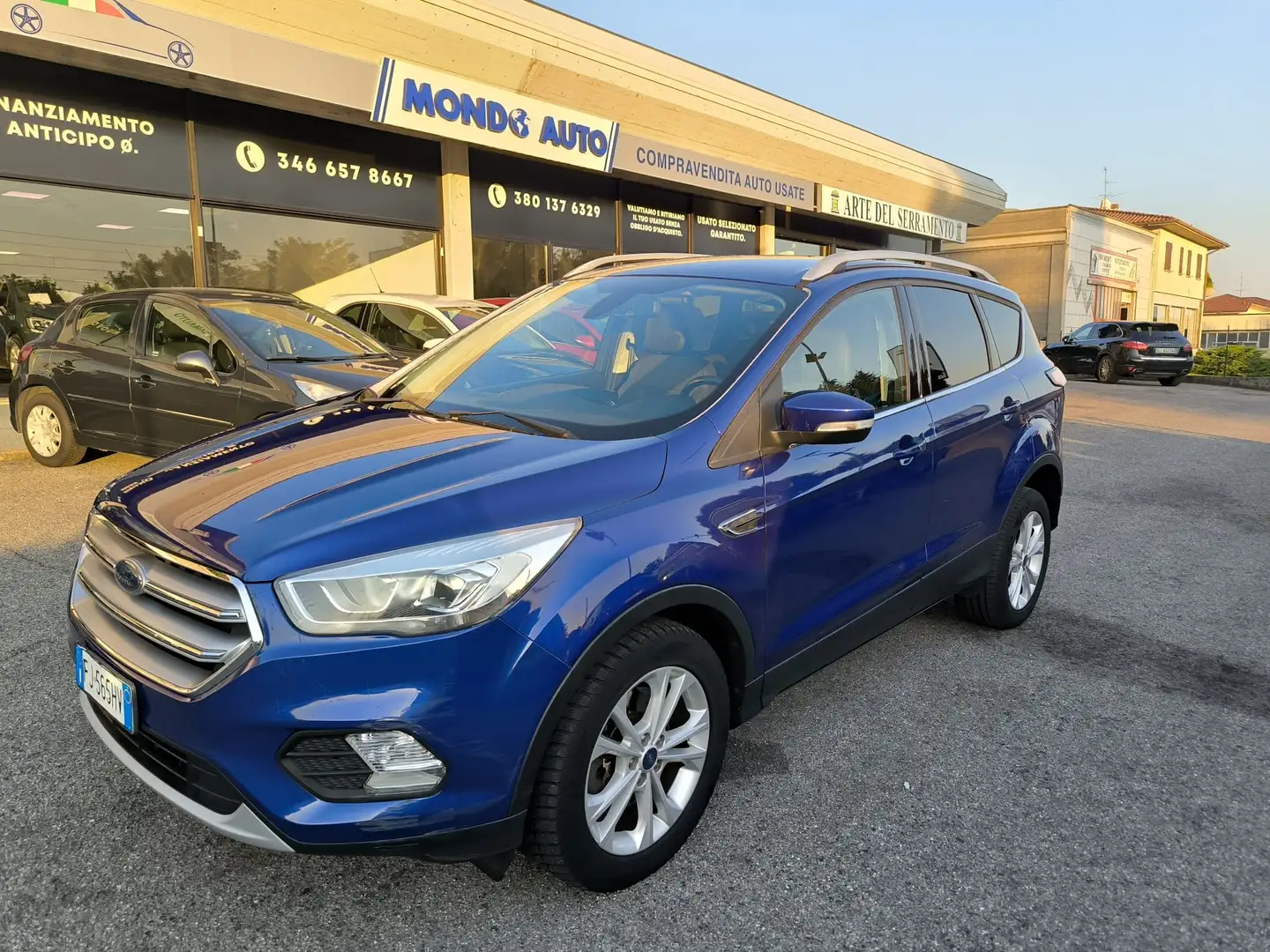 Ford Kuga 2017 1.5 tdci Titanium *AUTOMATICA*AUDIO-SONY*CARP Bleu - 1