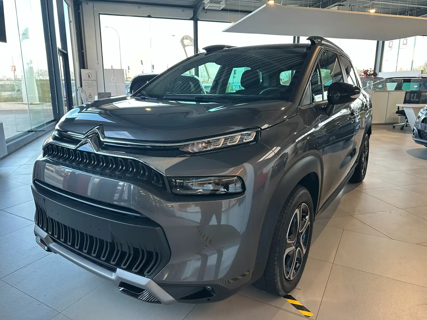 Citroen C3 Aircross 1.2 PureTech Feel S Gris - 2