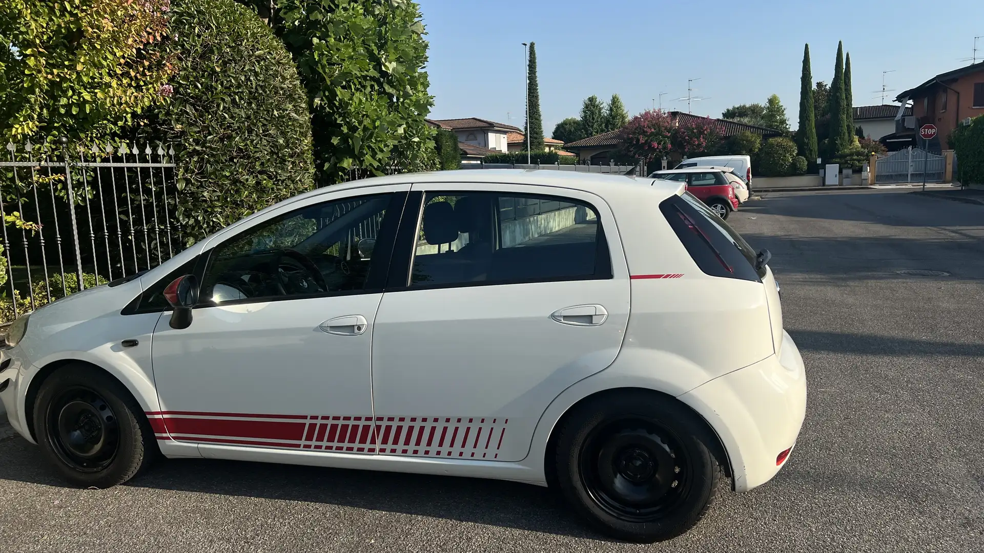 Fiat Punto grande modifica sport, Bianco - 2