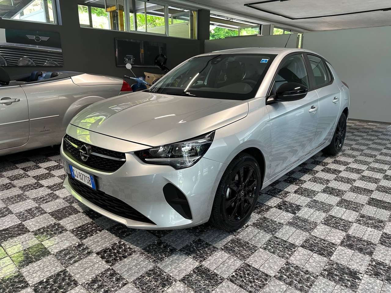 Opel Corsa 1.2 Elegance s
