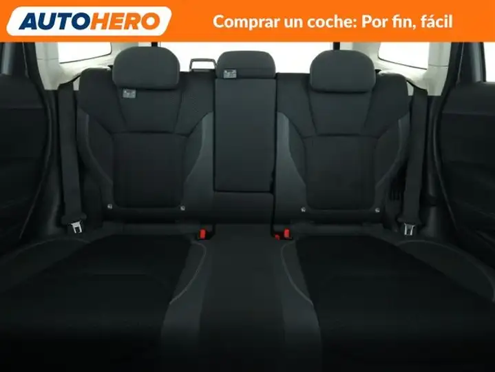Subaru Forester 2.0i Hybrid CVT Executive 2022, foto 16