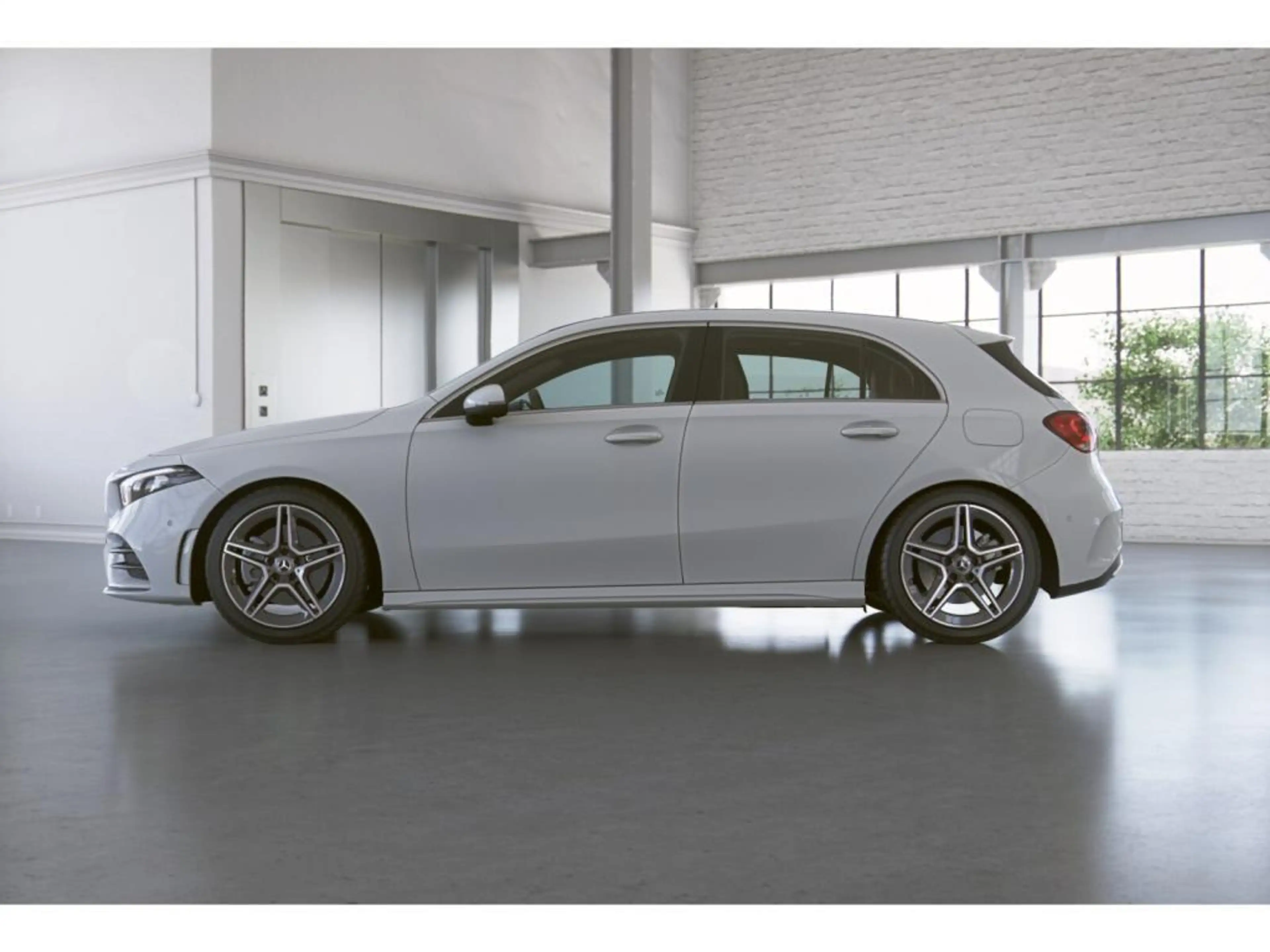 Mercedes-Benz A 250 e AMG LED+360°+Totwink+Pano+MBUX — photo 3