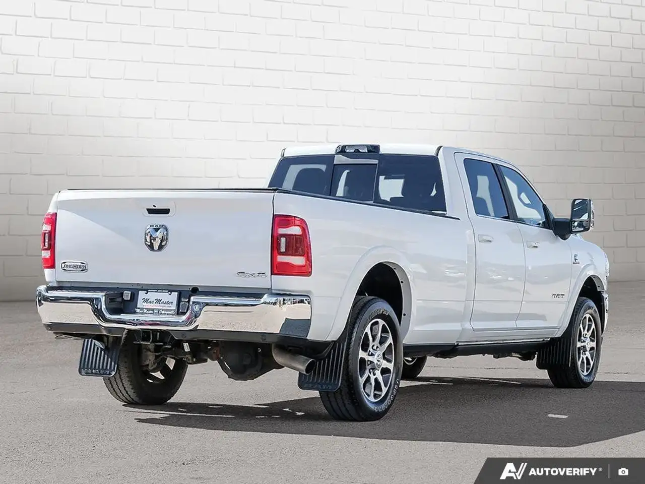 RAM 3500 снимка RAM 3500