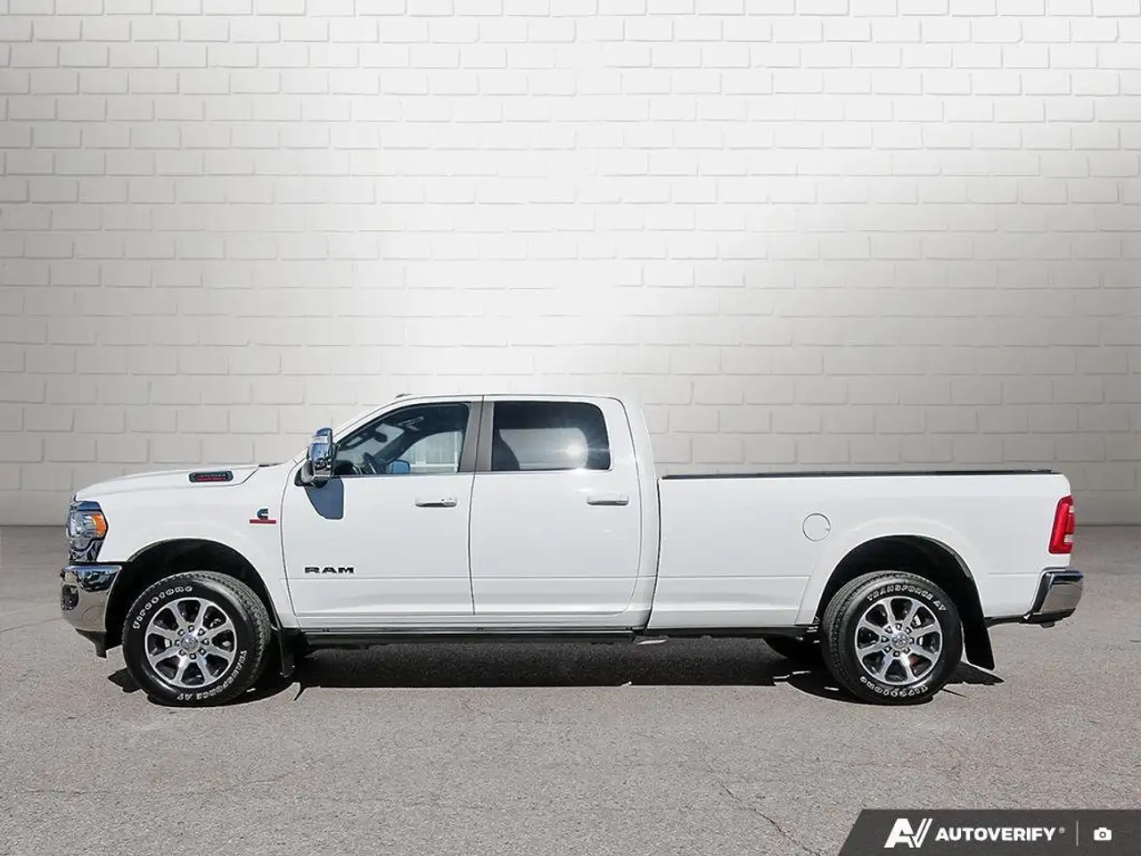 RAM 3500 снимка RAM 3500