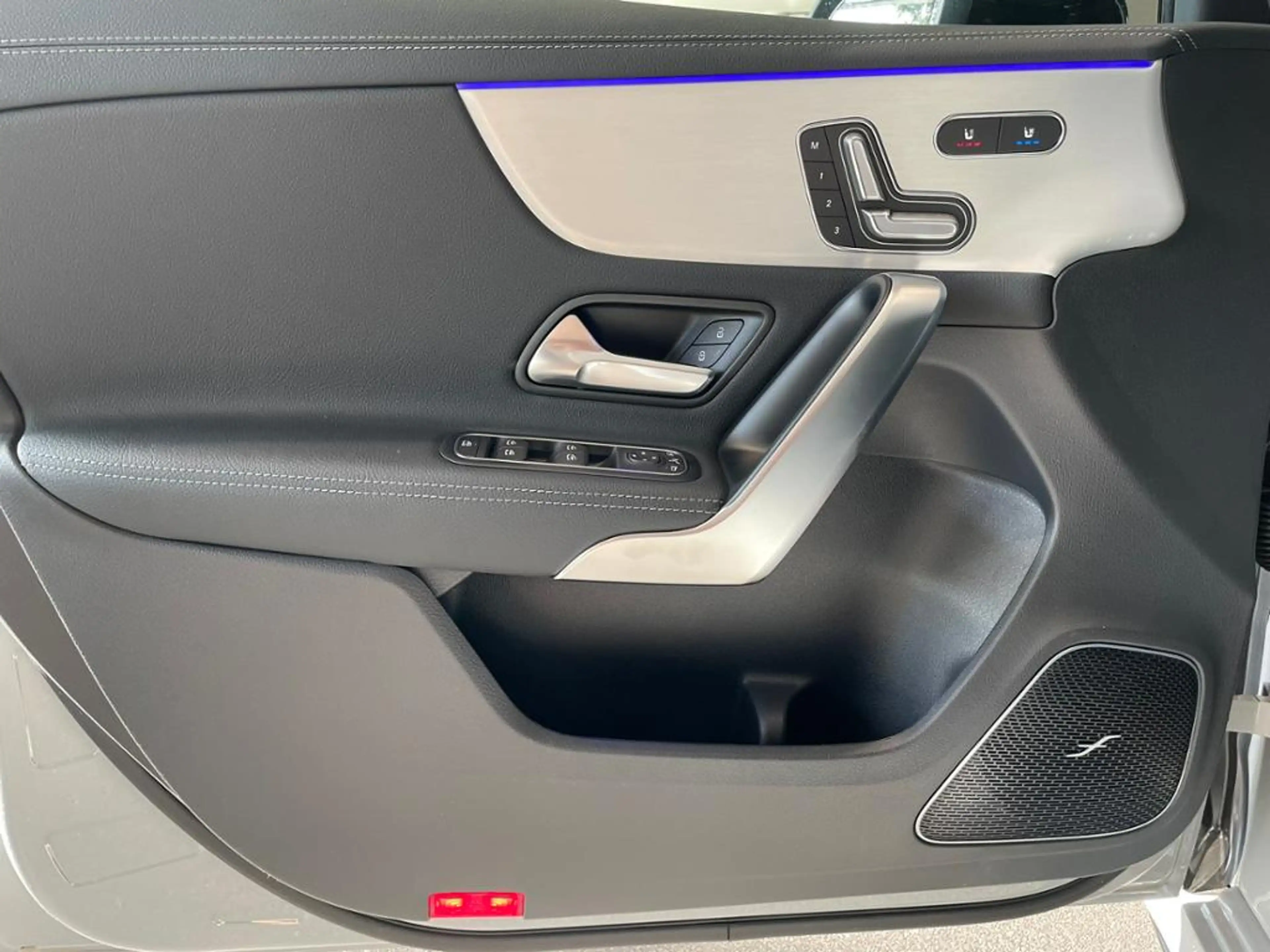 Mercedes-Benz A 45 AMG A 45 S AMG PANO+DRIVE PCKG+PERF SITZE+HUD+BURM+ — photo 4