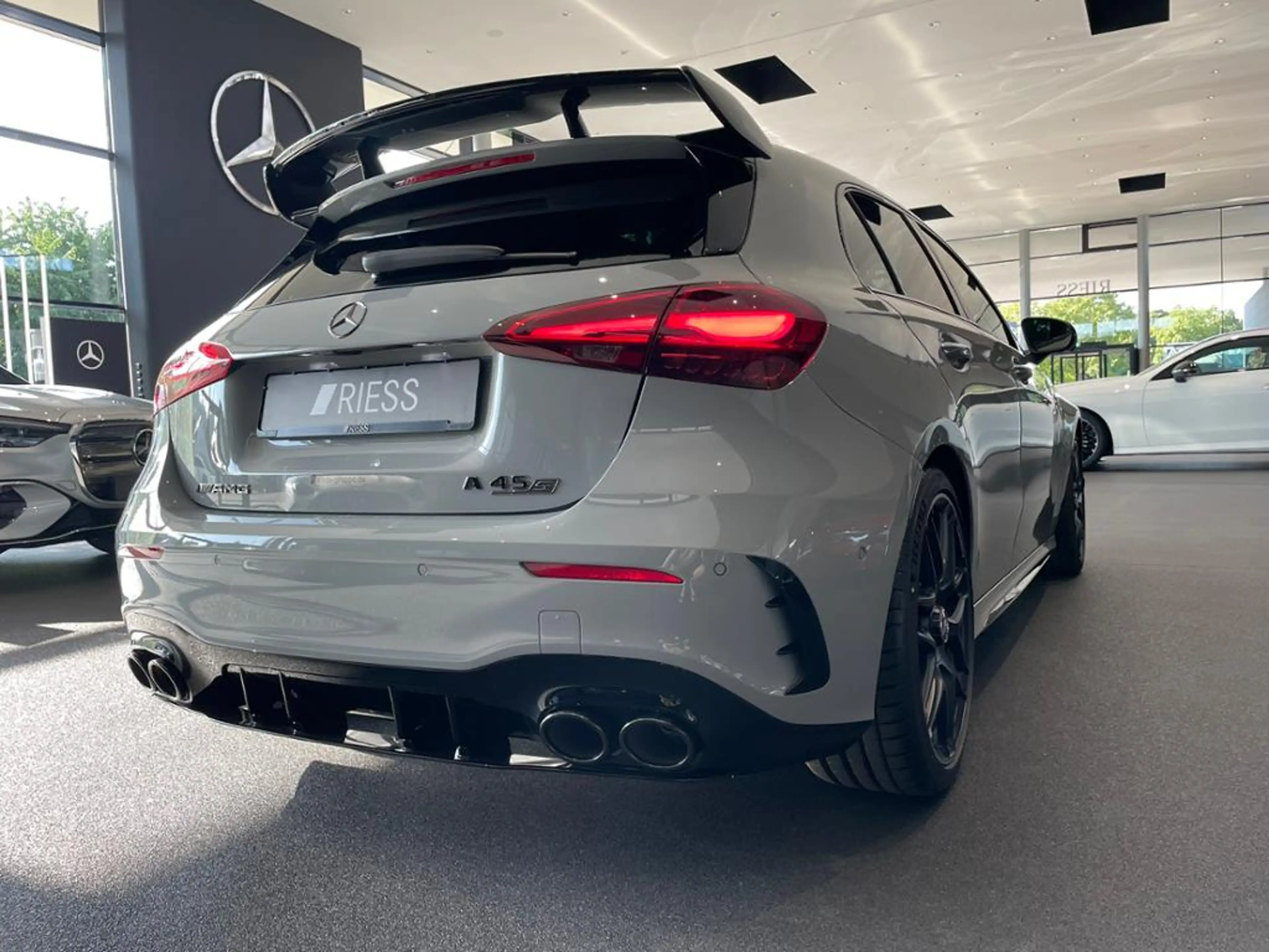 Mercedes-Benz A 45 AMG A 45 S AMG PANO+DRIVE PCKG+PERF SITZE+HUD+BURM+ — photo 8