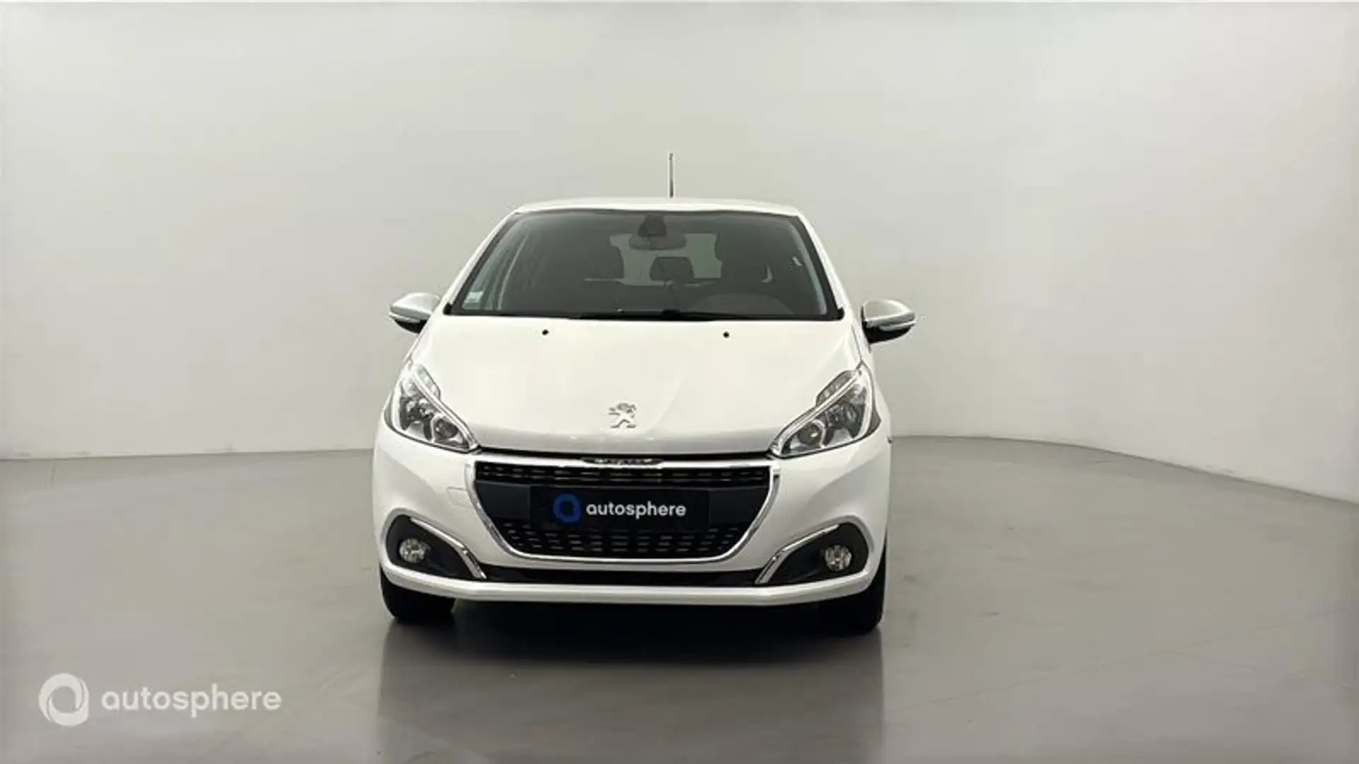 Peugeot 208 1.2 PureTech 82ch E6.c Signature 5p - 2