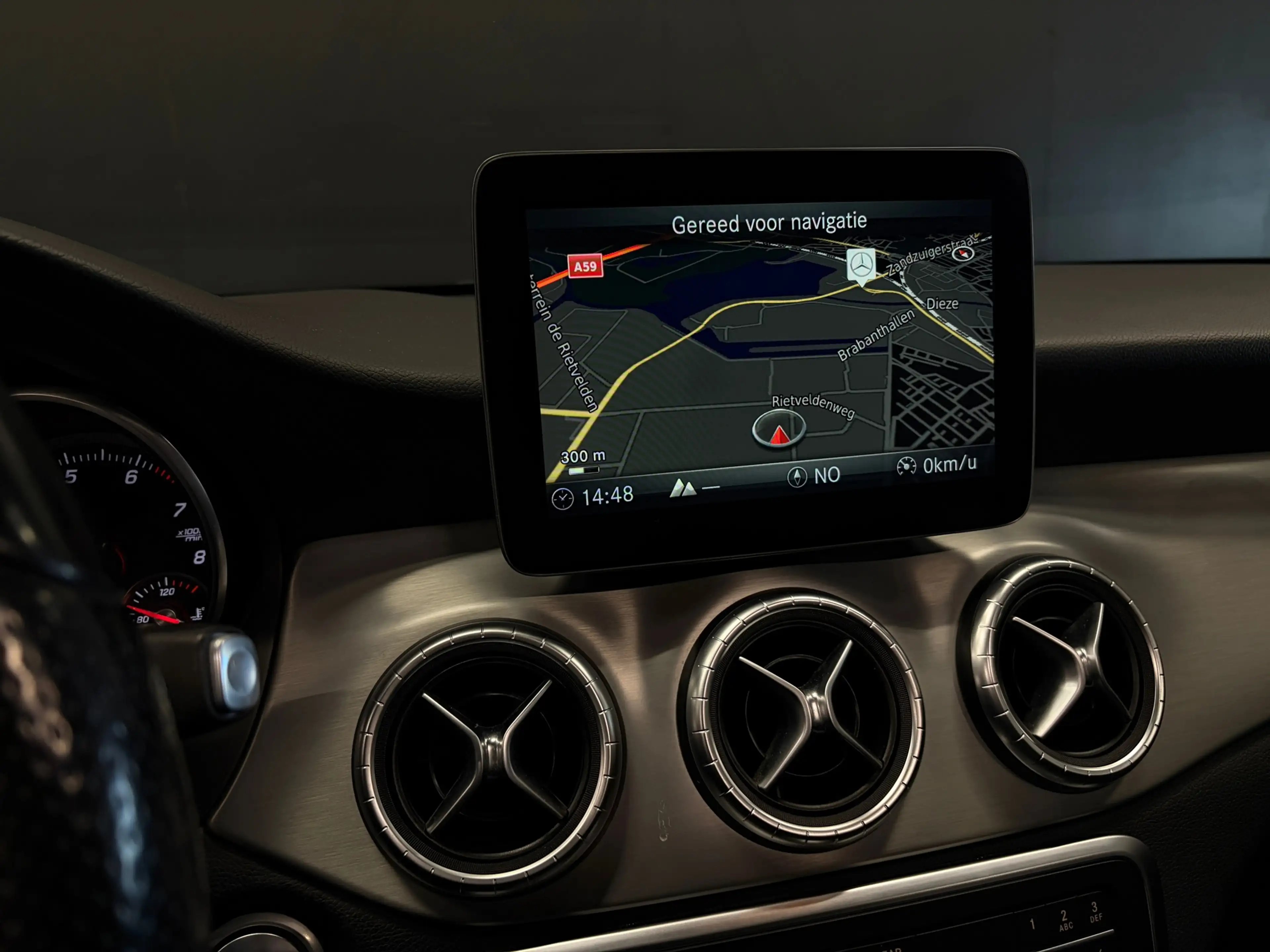 Mercedes-Benz CLA 200 Shooting Brake Ambition Pano Amg Stoelverwarming — photo 13