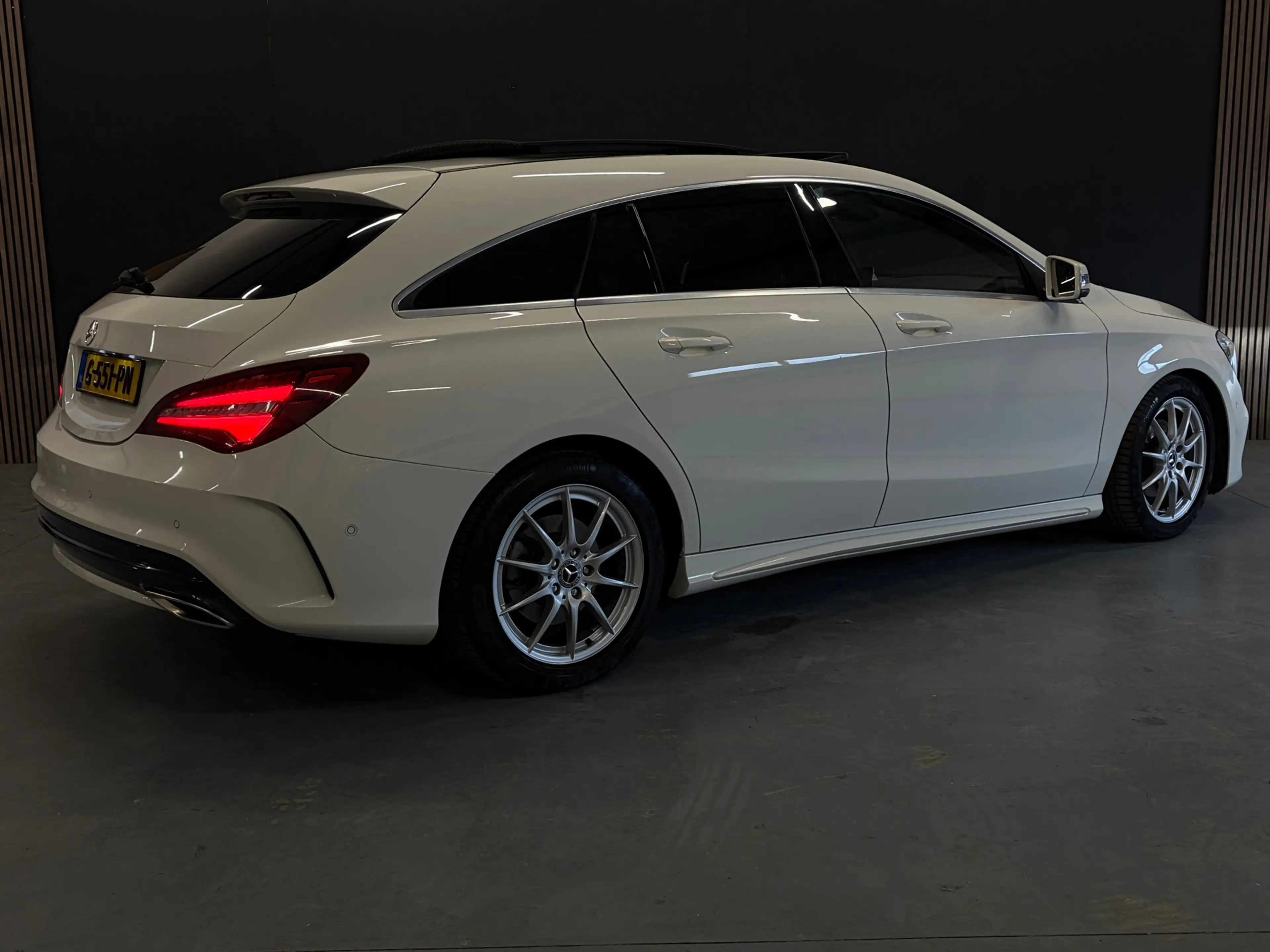 Mercedes-Benz CLA 200 Shooting Brake Ambition Pano Amg Stoelverwarming — photo 6