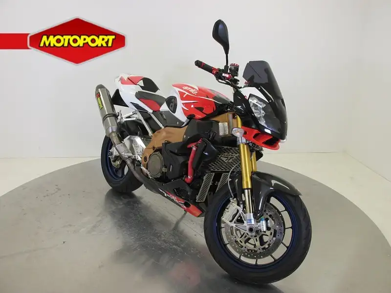 Aprilia Tuono - foto 2