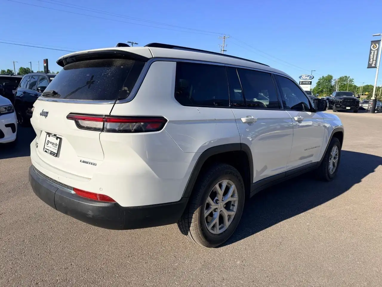 Jeep Grand Cherokee снимка Jeep Grand Cherokee
