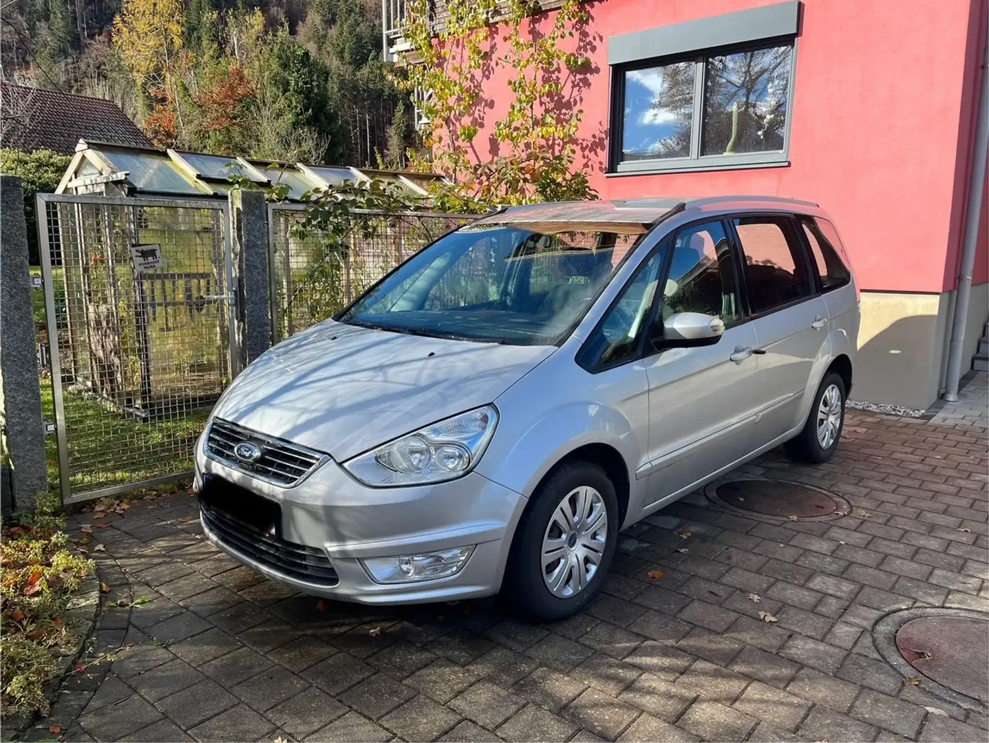Ford Galaxy Galaxy Trend 1,6 TDCi DPF Start Grau - 1