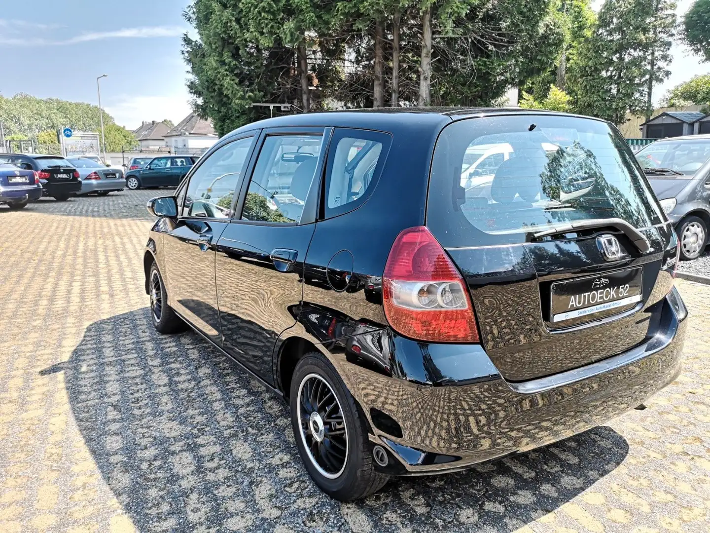 Honda Jazz 1.4 *LPG* TÜV/AU 06-2027* Klimaautomatik* Černá - 2