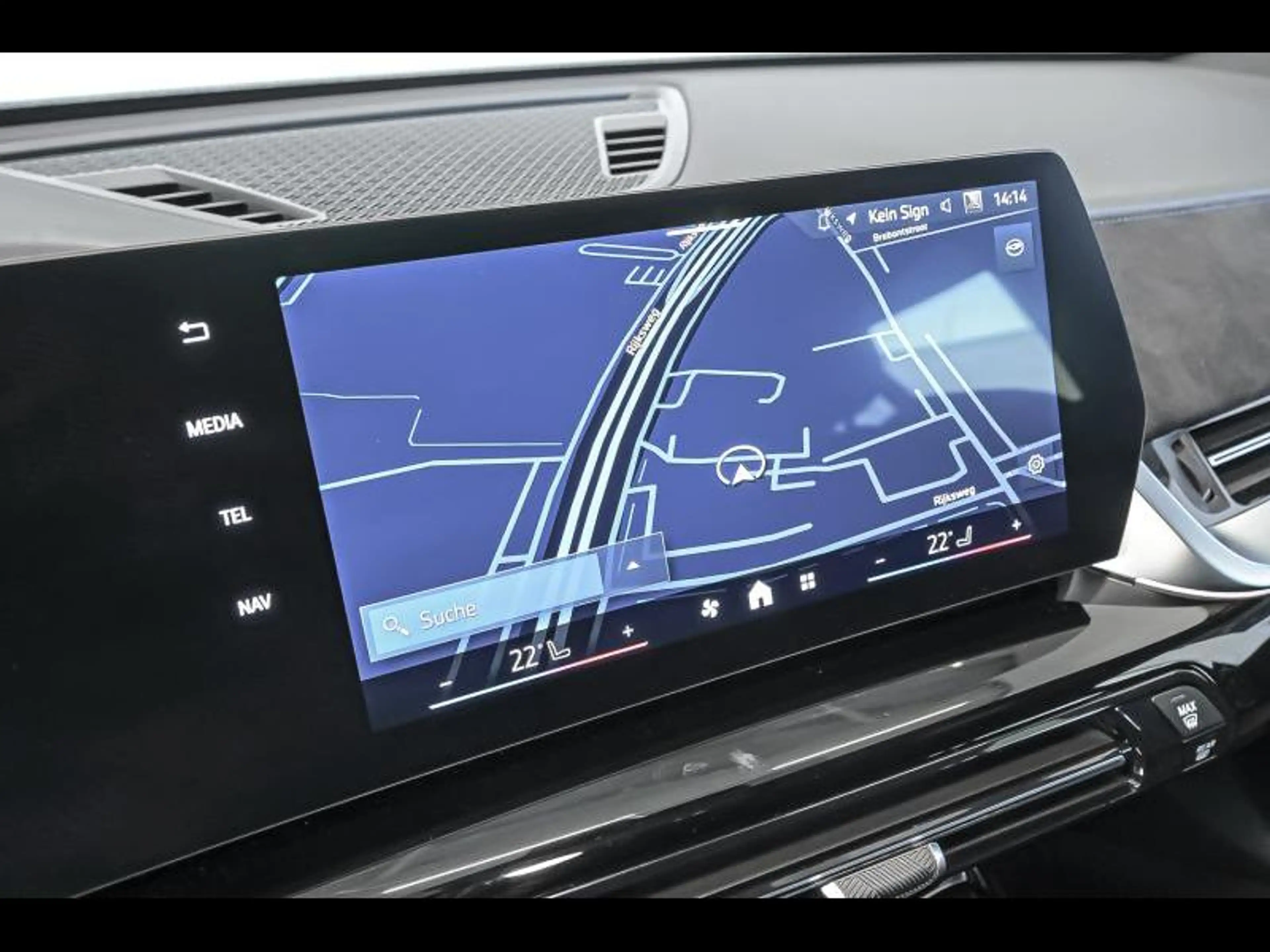 BMW X2 sDrive20i - M Pack — photo 14