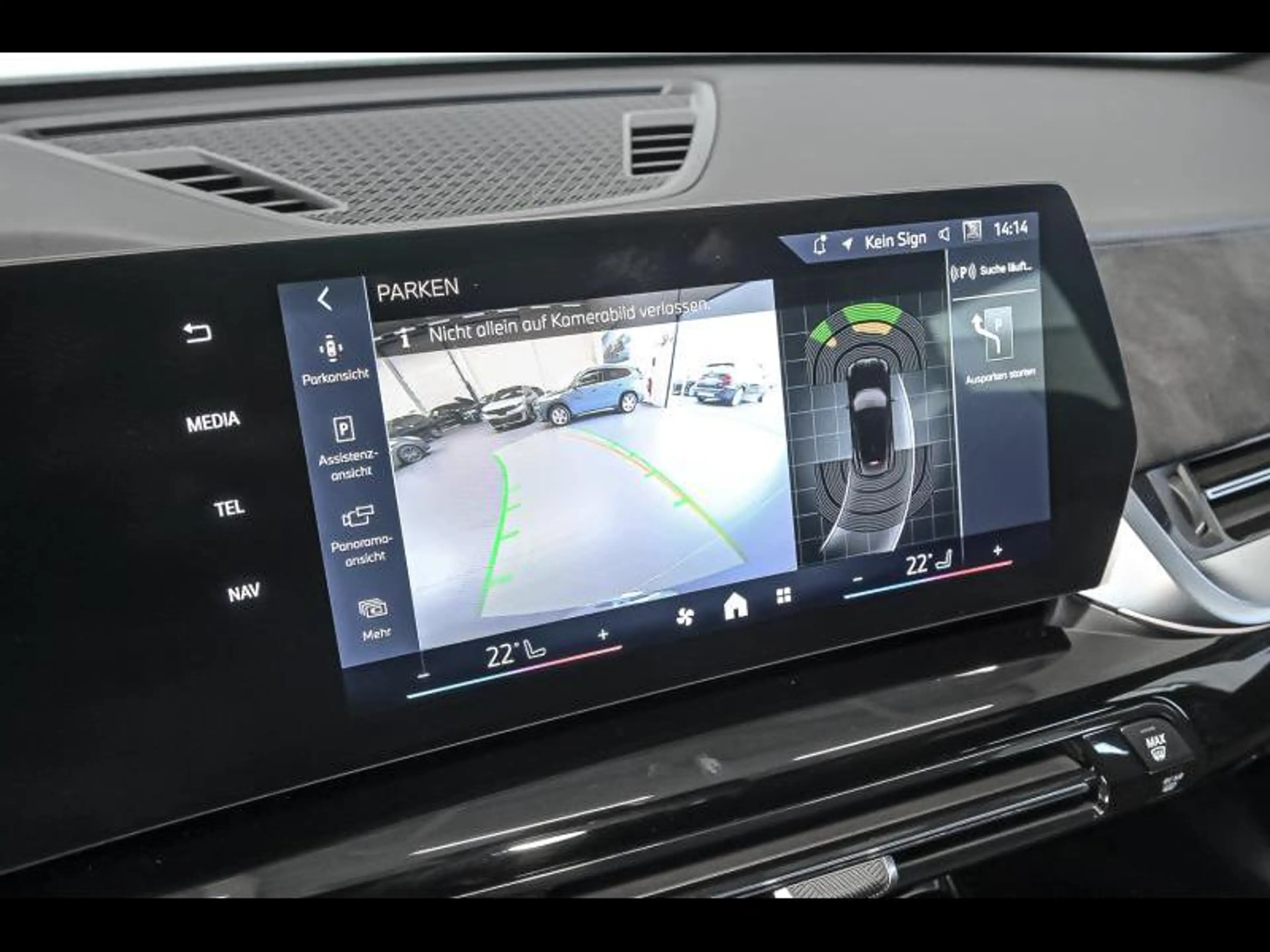 BMW X2 sDrive20i - M Pack — photo 15