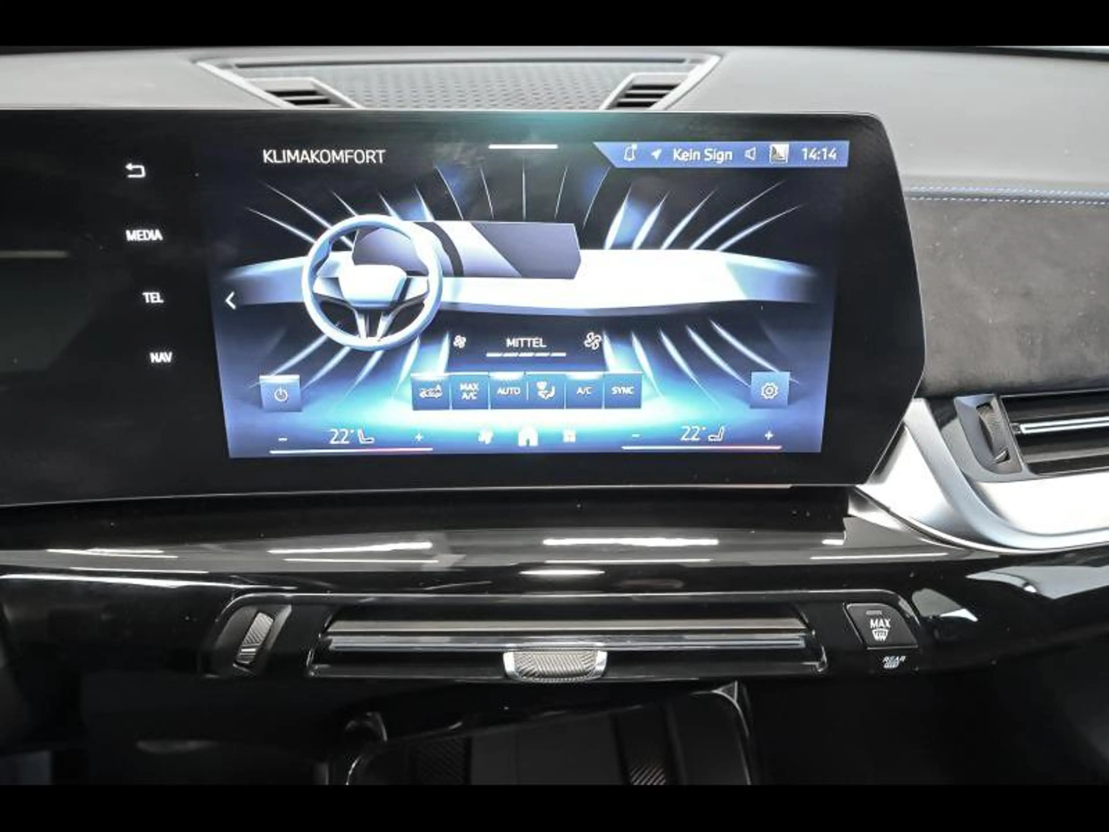 BMW X2 sDrive20i - M Pack — photo 12