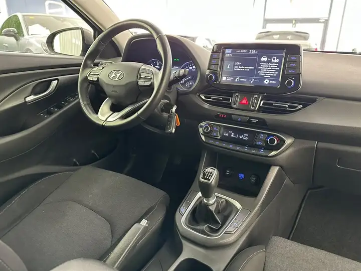 Hyundai i30 2022, foto 14