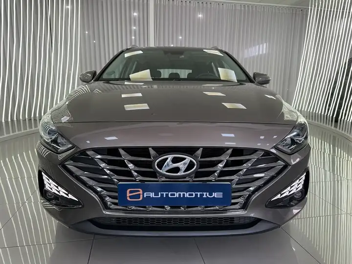 Hyundai i30 2022, foto 26