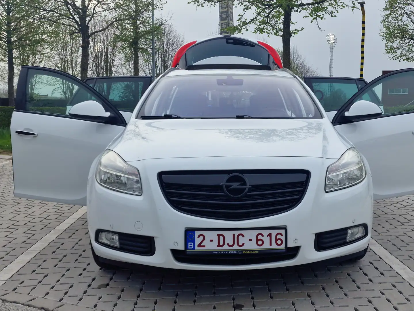 Opel Insignia Insignia 1.6 Turbo Sports Tourer Cosmo Wit - 1