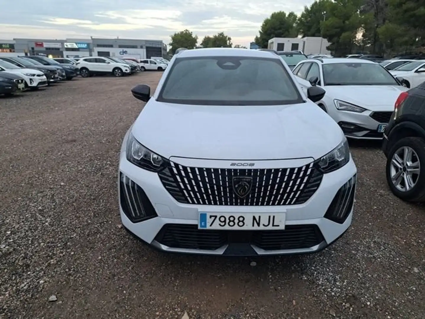 Peugeot 2008 1.2 PureTech S&S Allure 100 Blanco - 2