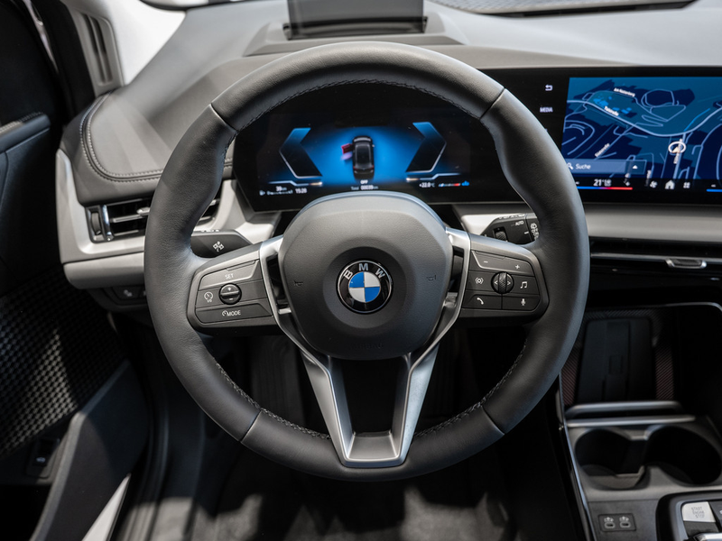 BMW 218 i Active Tourer 360° PANO LED AKTIVSITZE — photo 12