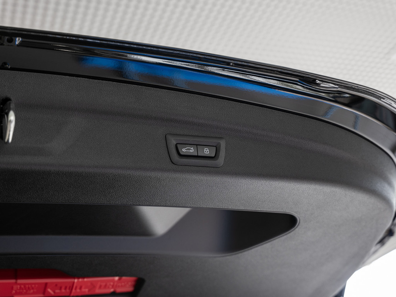 BMW 218 i Active Tourer 360° PANO LED AKTIVSITZE — photo 11