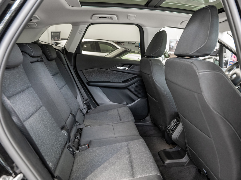 BMW 218 i Active Tourer 360° PANO LED AKTIVSITZE — photo 8