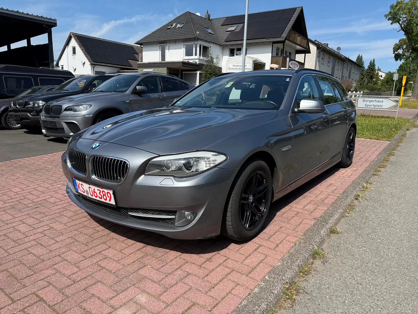 BMW 528 i Touring 3.0 6 Zylinder Xenon Serviceheft Grau - 1