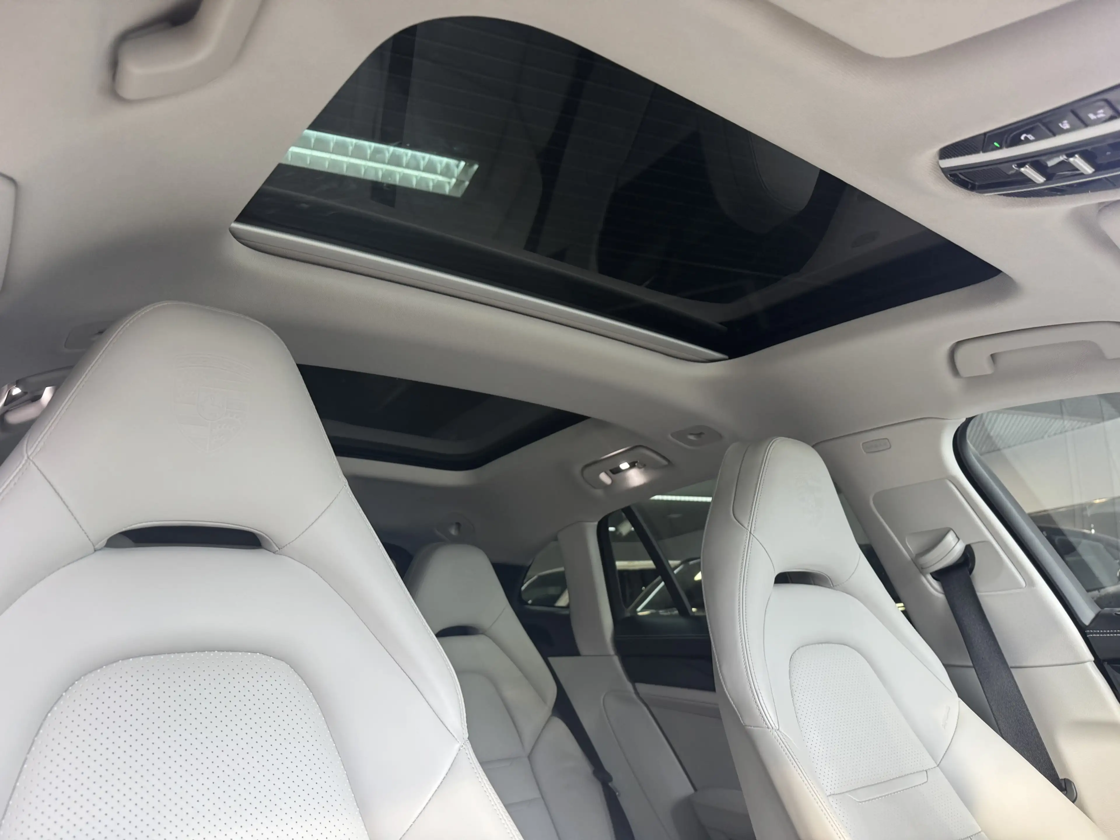 Porsche Panamera Approved — photo 8