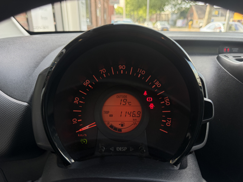Toyota Aygo 1.0 VVT-i x-fun | airco | elektrische ramen | — photo 18