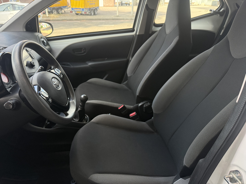 Toyota Aygo 1.0 VVT-i x-fun | airco | elektrische ramen | — photo 13