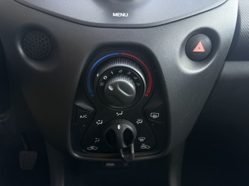 Toyota Aygo 1.0 VVT-i x-fun | airco | elektrische ramen | — photo 16